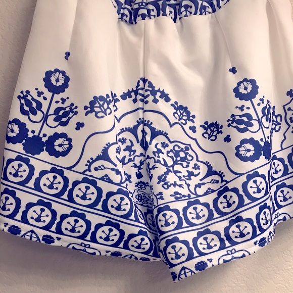 Two piece set - Picture 5 of 7